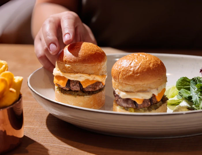 CAFE MARMARA, SONBAHAR KIŞ MENÜSÜYLE LEZZET DURAĞI OLMAYA DEVAM EDİYOR