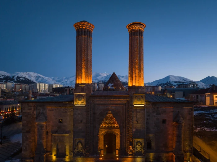 ERZURUM, D&Ouml;RD&Uuml;NC&Uuml; KEZ T&Uuml;RKİYE K&Uuml;LT&Uuml;R YOLU FESTİVALİ İLE BULUŞUYOR