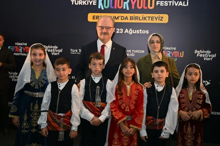 ERZURUM&rsquo;  K&Uuml;LT&Uuml;R, SANAT VE GASTRONOMİ SER&Uuml;VENİ