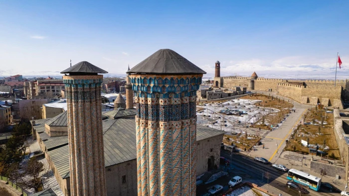 ERZURUM&rsquo;  K&Uuml;LT&Uuml;R, SANAT VE GASTRONOMİ SER&Uuml;VENİ