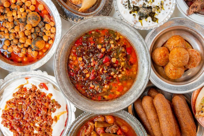 GASTROANTEP K&Uuml;LT&Uuml;R YOLU FESTİVALİ&rsquo;NE 12 &Uuml;NL&Uuml; ŞEFTEN LEZZET &Ccedil;IKARMASI