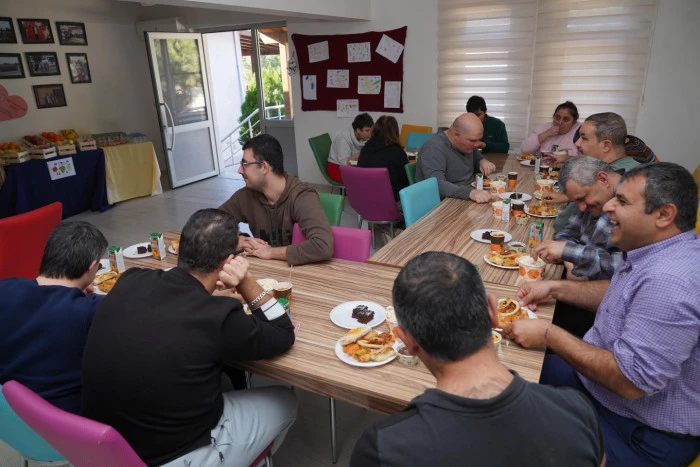 &Ouml;ZEL &Ccedil;OCUKLARLA YERLİ MALI HAFTASI COŞKUSU