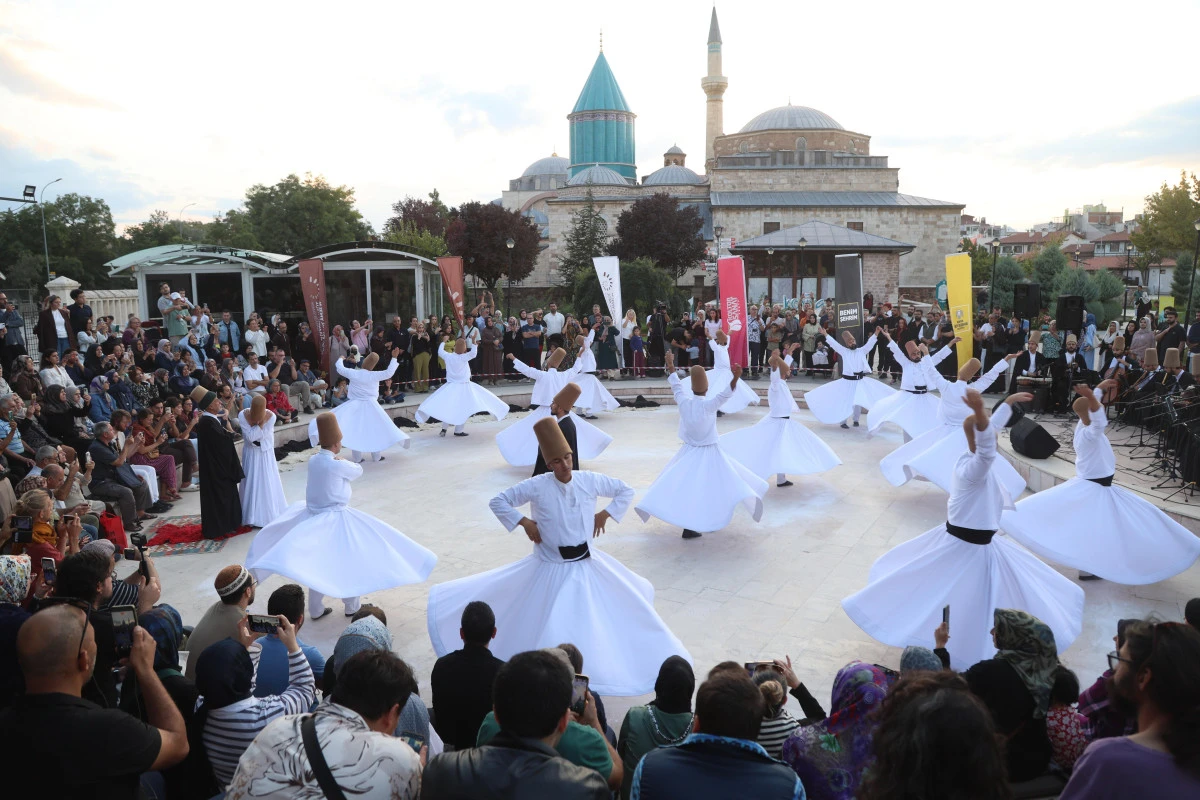 23. ULUSLARARASI KONYA MİSTİK M&Uuml;ZİK FESTİVALİ T&Uuml;M COŞKUSUYLA S&Uuml;R&Uuml;YOR