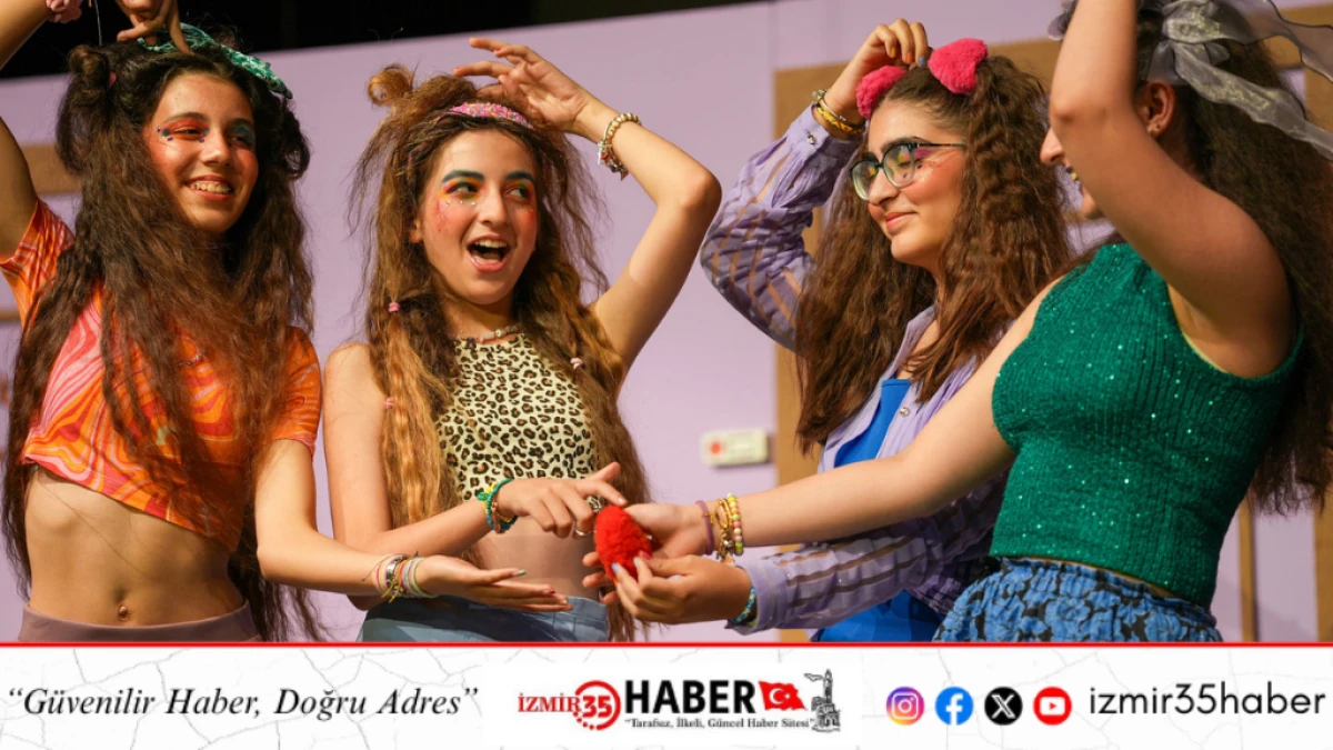 ALİAĞA&rsquo;DA SAHNENİN YILDIZLARI BU KEZ &Ccedil;OCUK OYUNCULAR OLDU