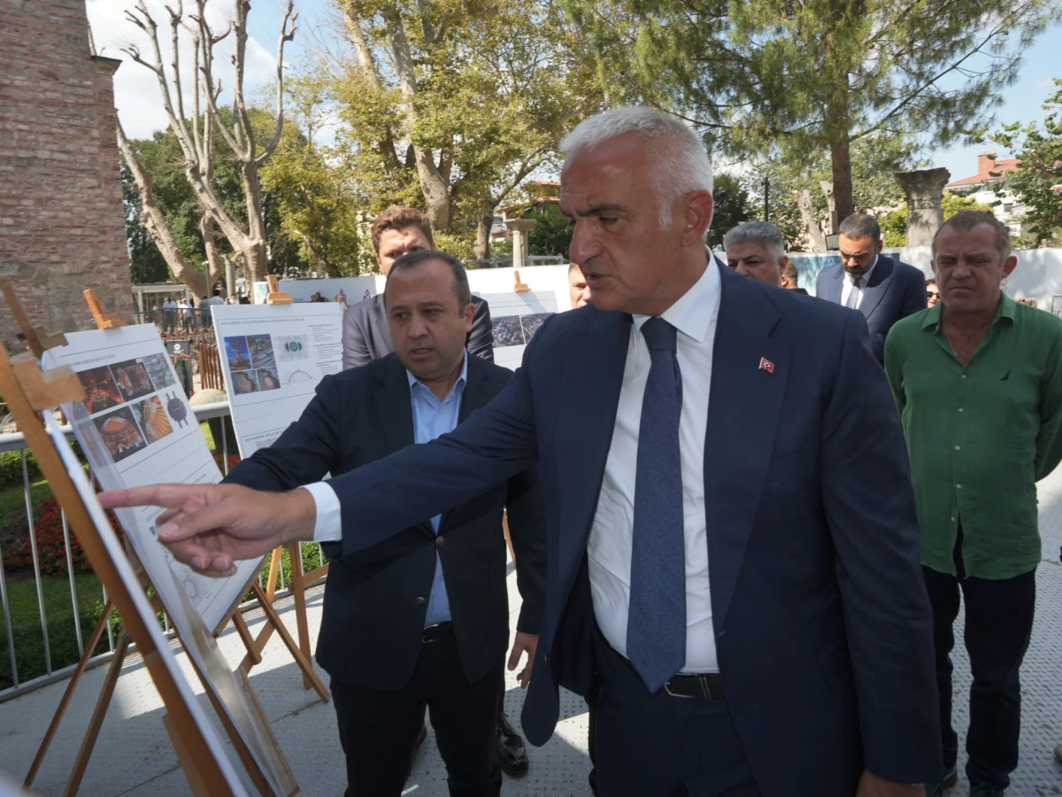 AYASOFYA&rsquo;NIN MİHRAP B&Ouml;L&Uuml;M&Uuml;NDEKİ KUBBEDE G&Uuml;&Ccedil;LENDİRME VE KONSERVASYON &Ccedil;ALIŞMALARI BAŞLIYOR