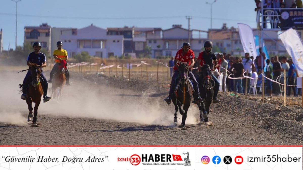 Ayvalık’ta İlk Kez Rahvan At Yarışları Düzenlendi