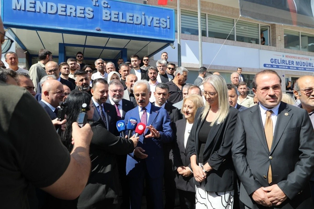 Bakan Uraloğlu&rsquo;ndan Menderes&rsquo;e M&uuml;jde!