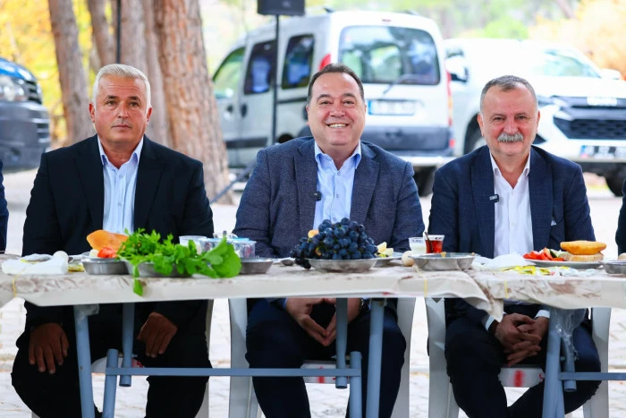 Başkan Dutlulu, Yuntdağı&rsquo;nda Kırsal Yaşamı G&uuml;&ccedil;lendireceğiz, Hizmetleri Artıracağız