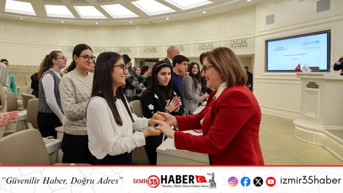 BAŞKAN FATMA ŞAHİN&rsquo;İN &Ouml;NC&Uuml;L&Uuml;Ğ&Uuml;NDE GEN&Ccedil;LERİN SESİ KARAR MASASINDA!