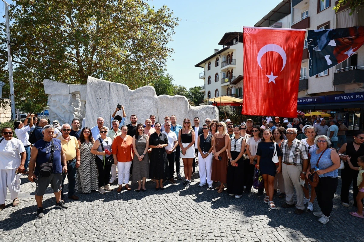 BAŞKAN FİLİZ CERİTOĞLU SENGEL: B&Uuml;Y&Uuml;K TAARRUZ, CUMHURİYETİN, M&Uuml;CADELENİN VE BAĞIMSIZLIĞIN RUHUDUR