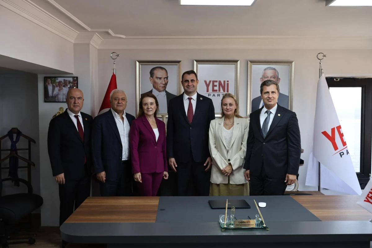 BAŞKAN G&Uuml;&Ccedil;: YENİ PARTİ HALK DESTEĞİYLE İKTİDARA Y&Uuml;R&Uuml;YECEK