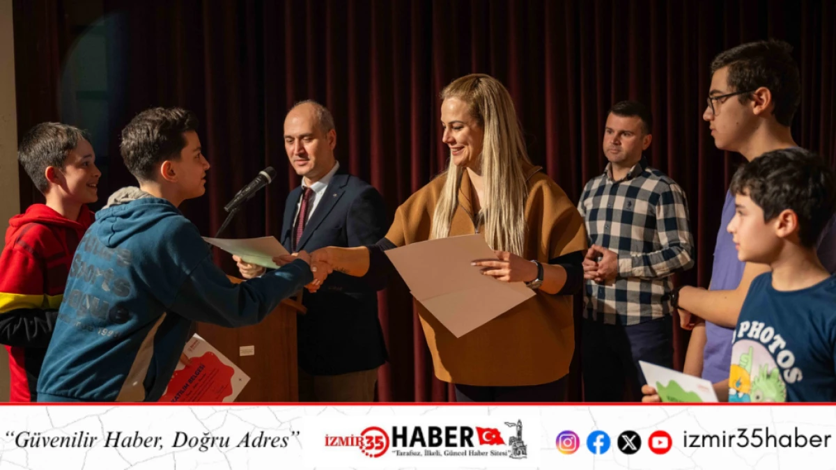 Bilimle b&uuml;y&uuml;yen Bornova&rsquo;da 179 gen&ccedil; sertifikalarını aldı