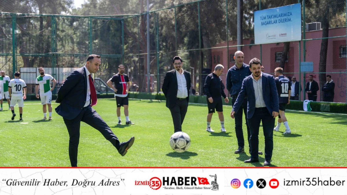 Birimler arası futbol turnuvasında ilk vuruşu Başkan Eşki yaptı