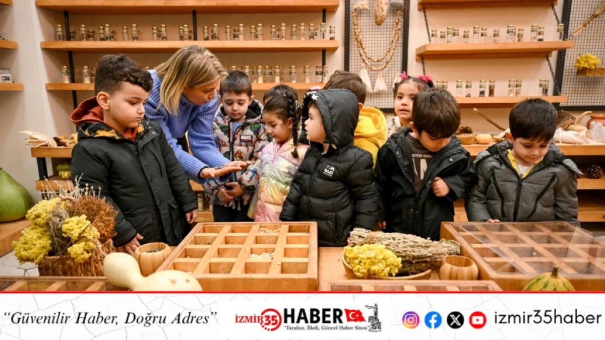 Bornova&rsquo;da minik eller toprağa dokunuş