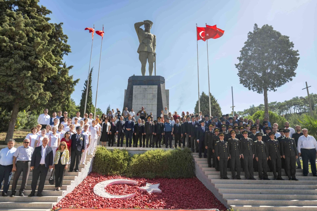 Bornova&rsquo;da muhteşem 9 Eyl&uuml;l coşkusu