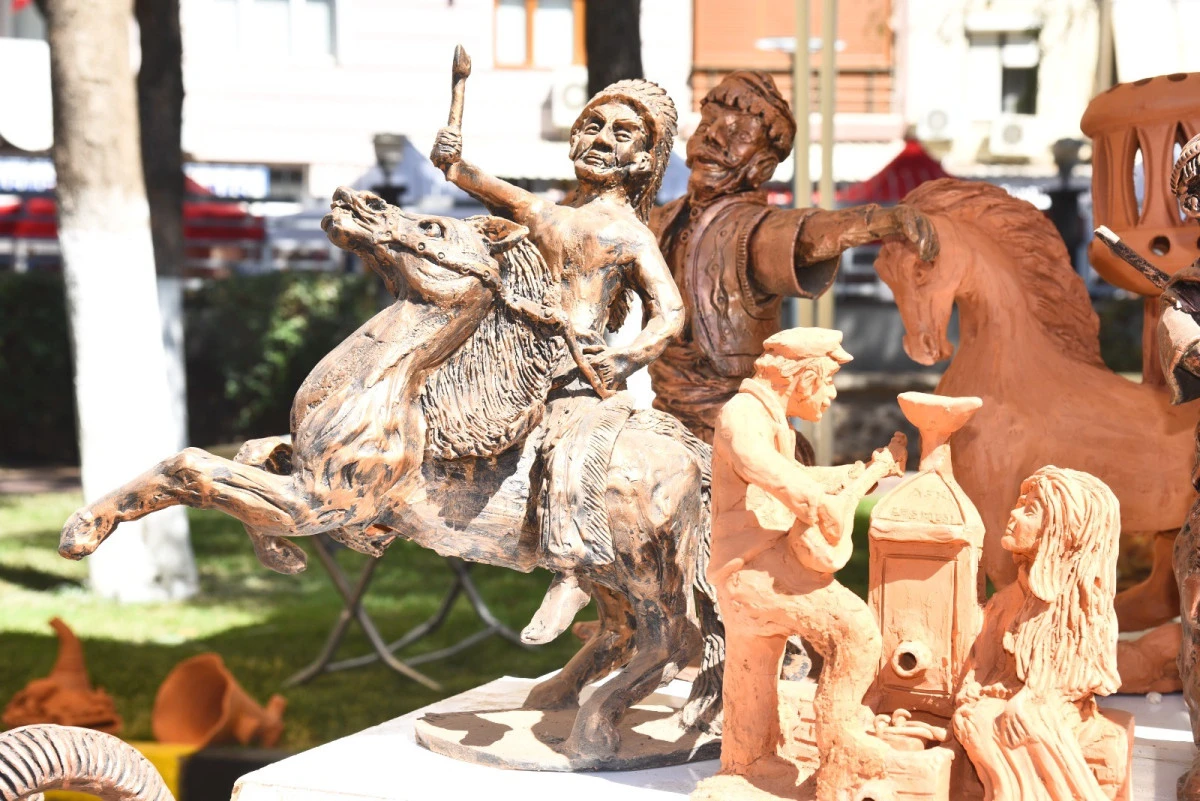 Bu festivalde sanat var!