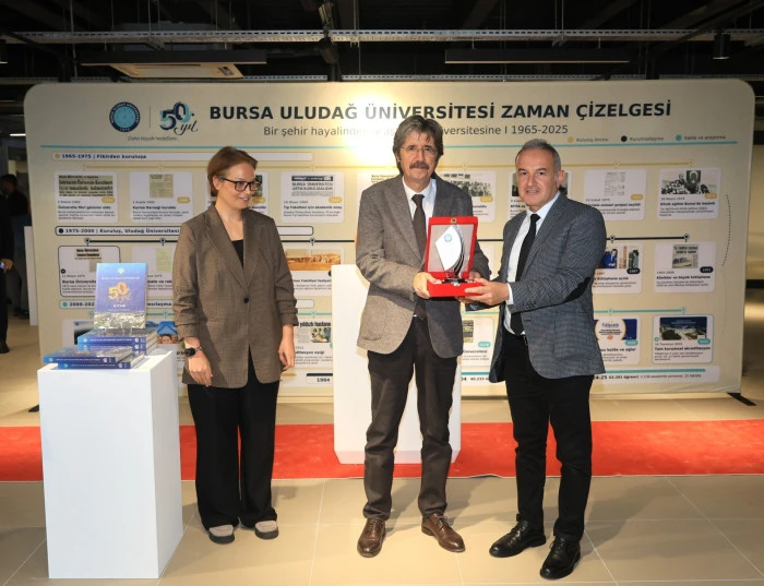 BU&Uuml;&rsquo;de Merkezi Derslik ve Rekt&ouml;rl&uuml;k Binası ile Sanat Galerisi&rsquo;nin a&ccedil;ılış t&ouml;reni yapıldı