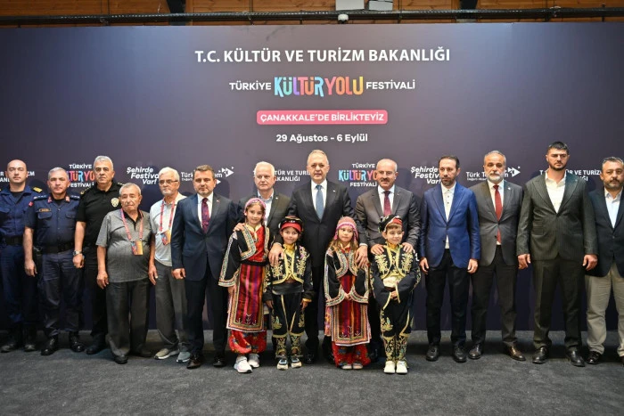 &Ccedil;ANAKKALE BEŞİNCİ KEZ K&Uuml;LT&Uuml;R YOLU FESTİVALİ İLE BULUŞTU
