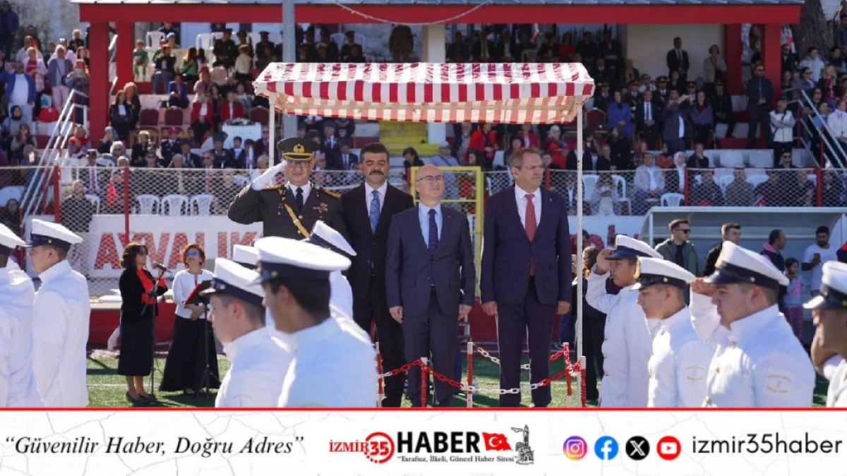 Cumhuriyet’in Aydınlık Yüzü Ayvalık’ta Coşkuyla kutlandı