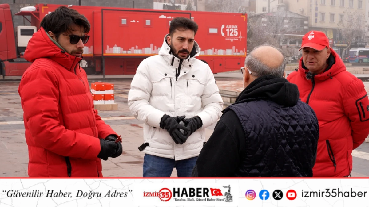 DASK Tırı İstanbul Meydanlarında Vatandaşlarla Buluşuyor