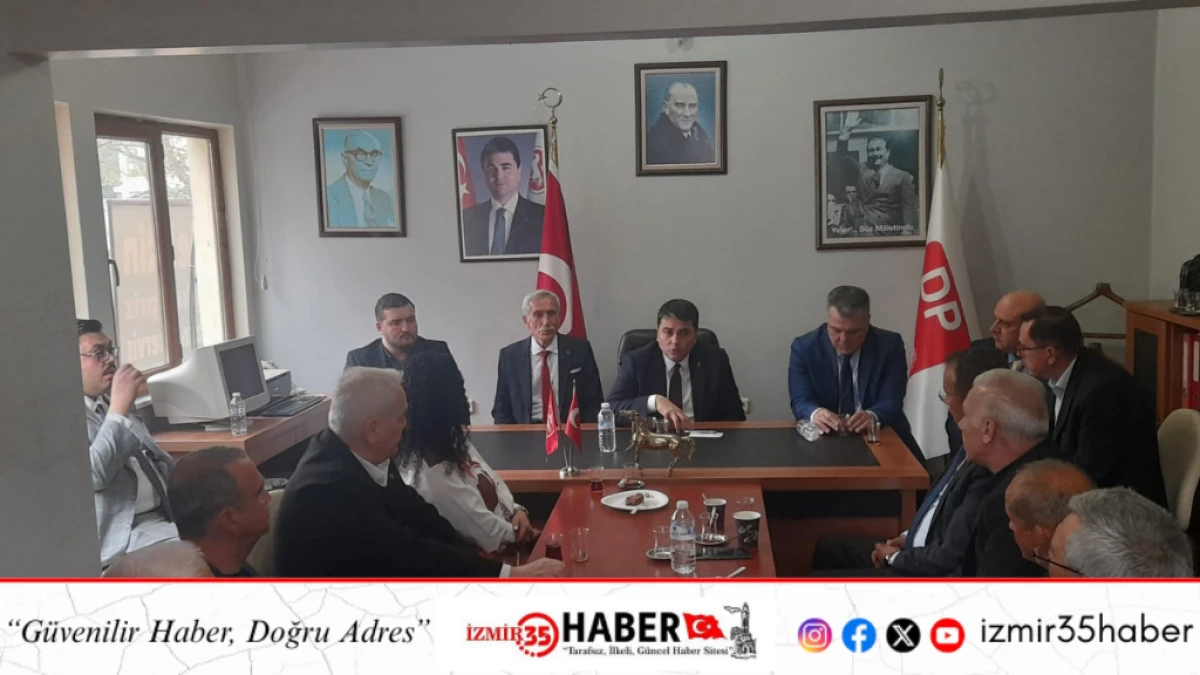 Demokrat Parti Genel Başkanı G&uuml;ltekin Uysal Manisa&rsquo;da &Uuml;yeleriyle Biraraya Geldi