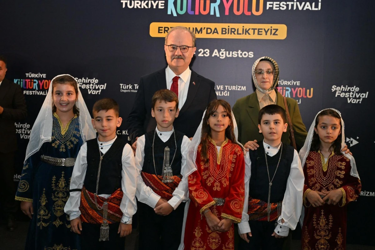 DOKUZ G&Uuml;NL&Uuml;K K&Uuml;LT&Uuml;R, SANAT VE GASTRONOMİ SER&Uuml;VENİ BAŞLADI