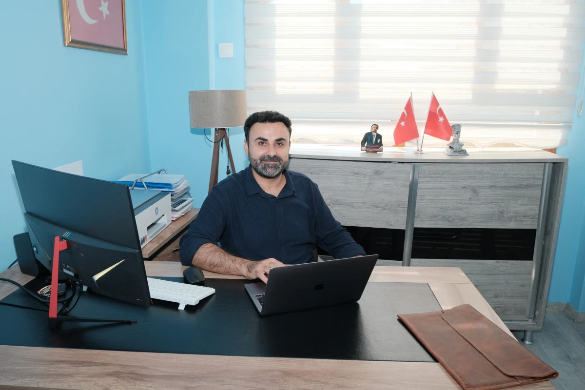 Dr. Servet Yal&ccedil;ınkaya &Ccedil;ocuklarımızın &ouml;n&uuml;ndeki b&uuml;t&uuml;n engelleri kaldırmak yerine, o engelleri aşabilecek &ccedil;ocuklar yetiştirmeliyiz