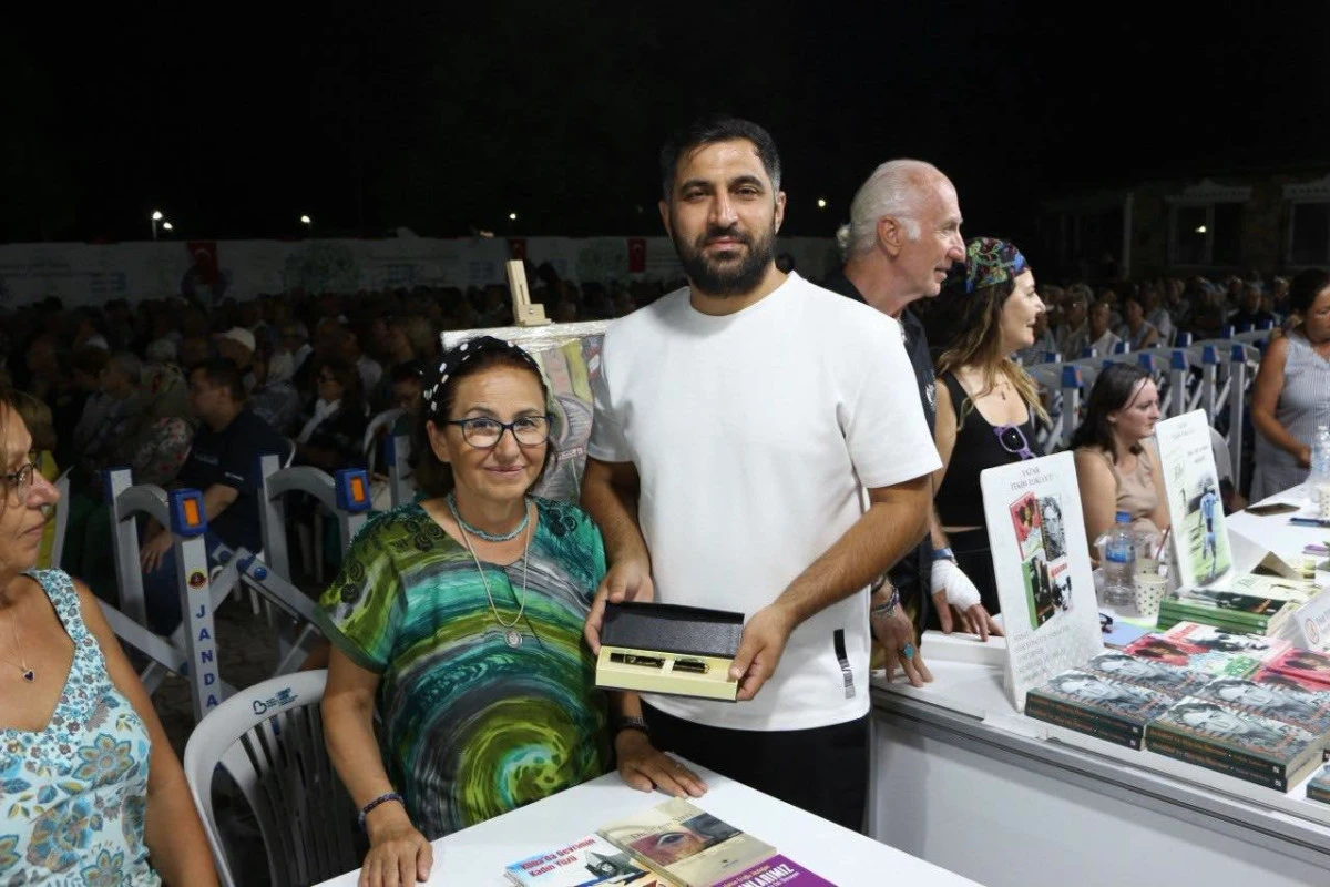 Edremit&rsquo;te 7 g&uuml;nl&uuml;k kitap ve k&uuml;lt&uuml;r buluşması sona erdi