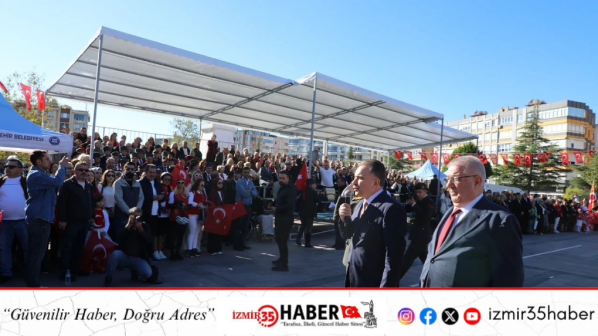 Edremit’te Cumhuriyet’in 102. Yılı Coşkuyla Kutlandı