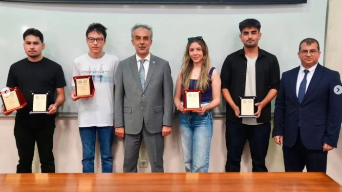 Ege &Uuml;niversitesinde yeni &ouml;ğrencilerin oryantasyon s&uuml;reci tamamlandı