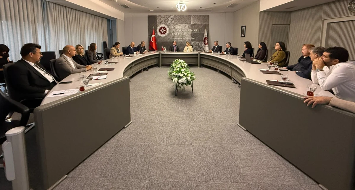 ESİAD'DAN İYTE VE TEKNOPARK İZMİR&rsquo;E ZİYARET