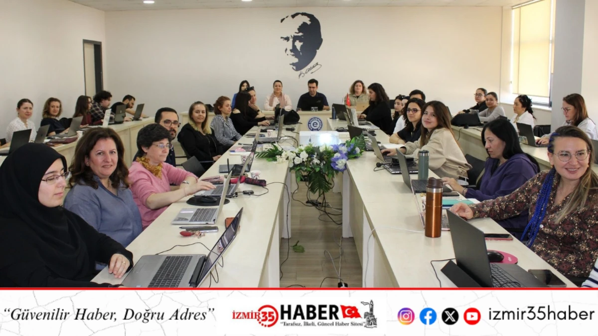 E&Uuml; Hemşirelik Fak&uuml;ltesinde MAXQDA ile Veri Analizi At&ouml;lyesi d&uuml;zenlendi