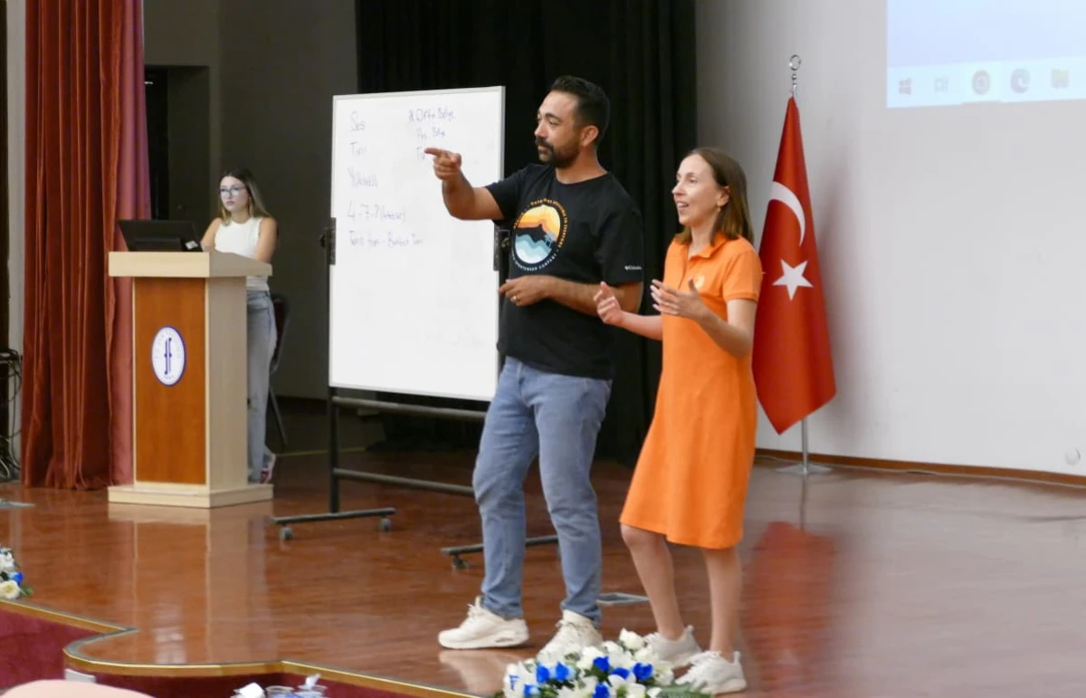 E&Uuml;&rsquo;de Liderlik ve İletişim Eğitimi Sertifika Programı d&uuml;zenlendi
