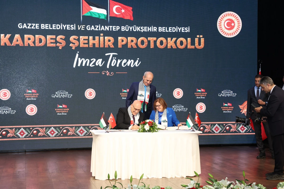 GAZİANTEP İLE GAZZE ARASINDA KARDEŞ ŞEHİR PROTOKOL&Uuml; İMZALANDI