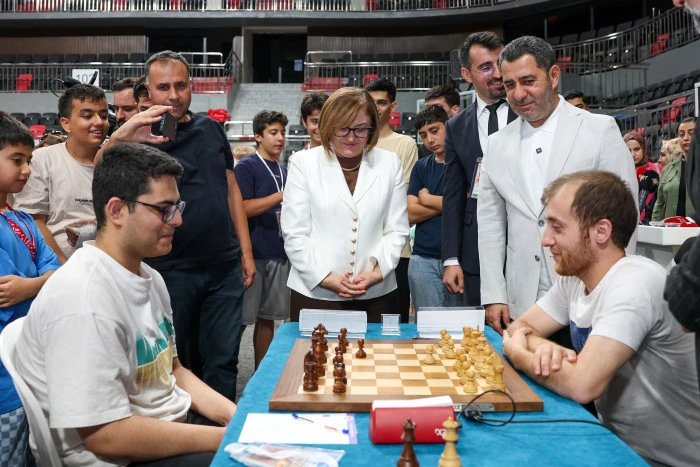 GAZİANTEP&rsquo;TE, 1&rsquo;İNCİ GAZİ OPEN ULUSLARARASI A&Ccedil;IK SATRAN&Ccedil; TURNUVASI&rsquo;NIN A&Ccedil;ILIŞI YAPILDI!