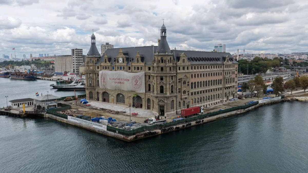 HAYDARPAŞA&rsquo;NIN TEMELLERİNDE KRİTİK TESPİT: AHŞAP KAZIKLARIN Y&Uuml;ZDE 80&rsquo;İ YOK OLMUŞ