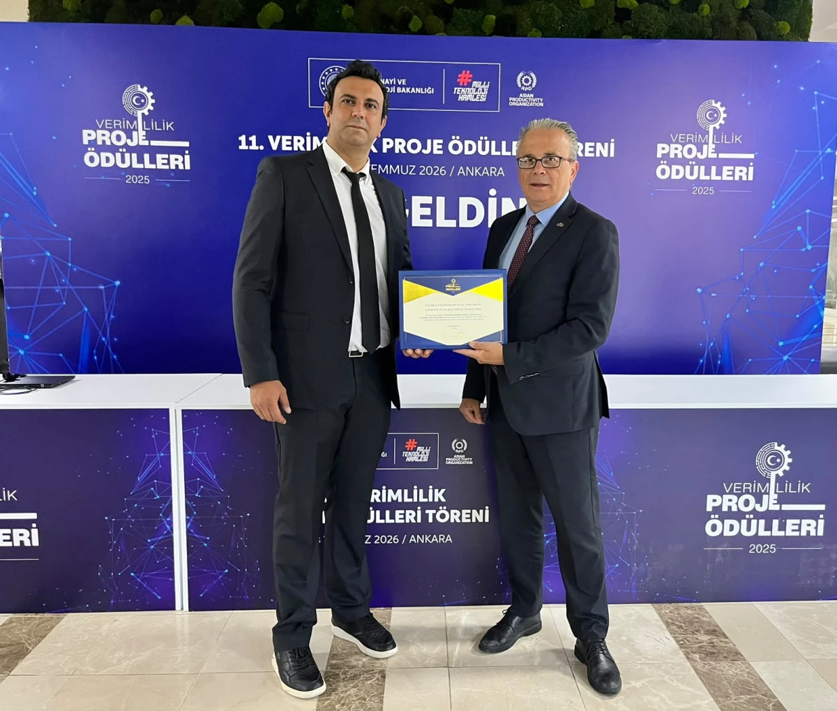 İhracat&ccedil;ının dijital yol arkadaşı EiBoT &ouml;d&uuml;l getirdi
