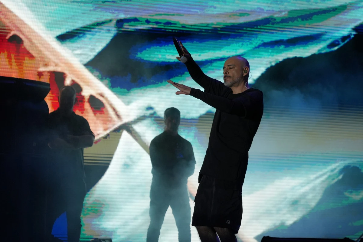 İSTANBUL K&Uuml;LT&Uuml;R YOLU FESTİVALİ&rsquo;NDE CEZA İLE RAP R&Uuml;ZGARI