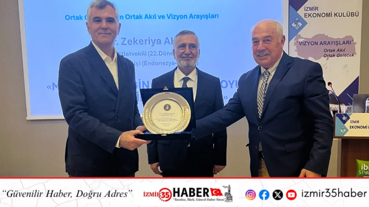 İZMİR EKONOMİ KUL&Uuml;B&Uuml;'NDE T&Uuml;RKİYE'NİN NATO &Uuml;YELİĞİ, MİLLİ G&Uuml;VENLİĞİ VE JEOPOLİTİK GELECEĞİ MASAYA YATIRILDI