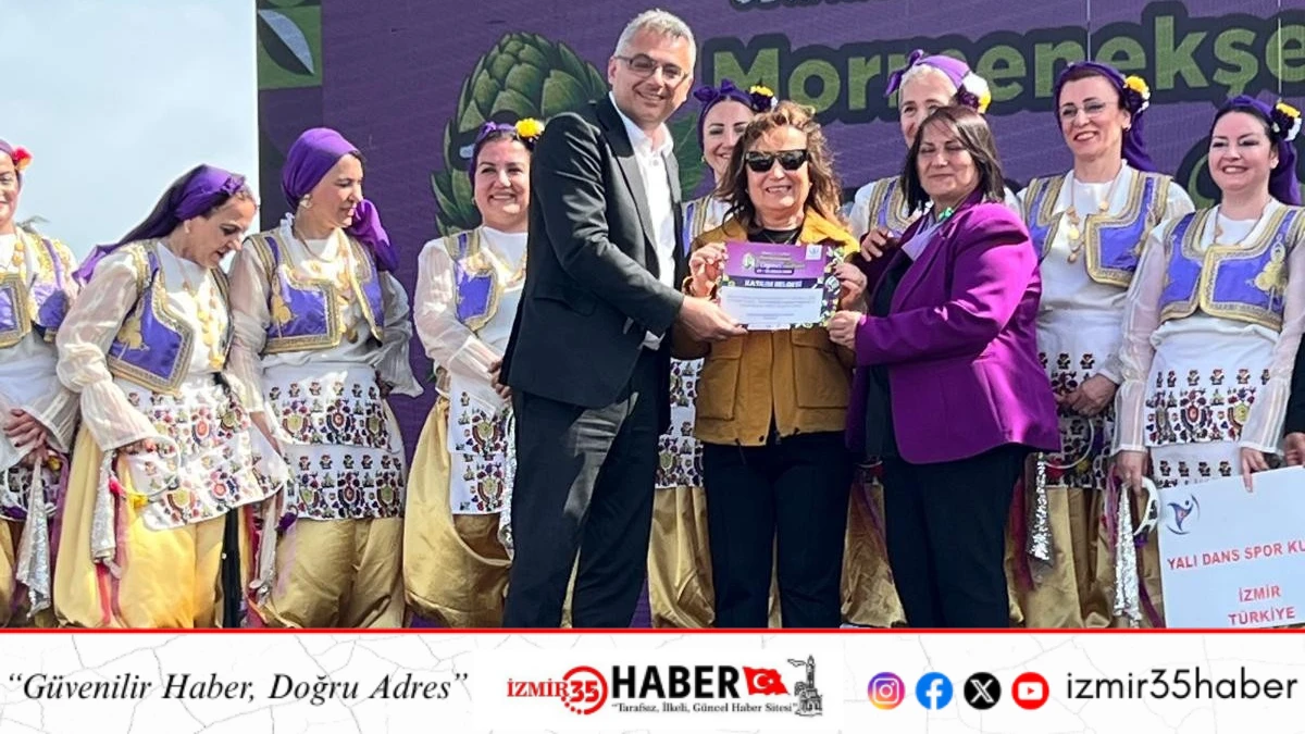 İZMİR&rsquo;İN K&Uuml;LT&Uuml;R EL&Ccedil;İLERİ KIBRIS&rsquo;TA SAHNE ALDI