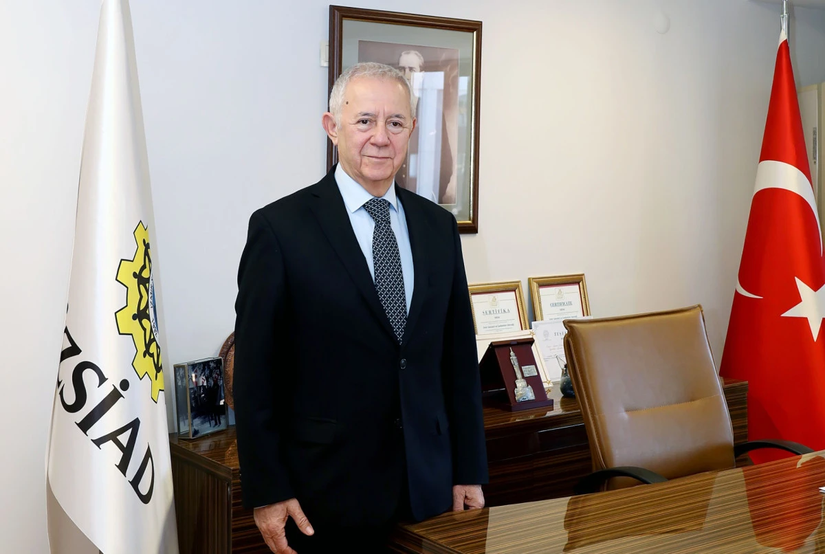 İZSİAD Y&ouml;netim Kurulu Başkanı Alaattin Y&uuml;ksel:  2026 t&uuml;keticisi şirketlerin ezberini değiştiriyor