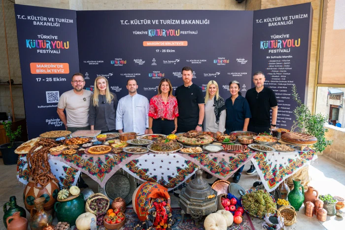 KABURGA DOLMASINDAN S&Uuml;RYANİ &Ccedil;&Ouml;REĞİNE Y&Ouml;RESEL TATLARIN HİKAYESİ