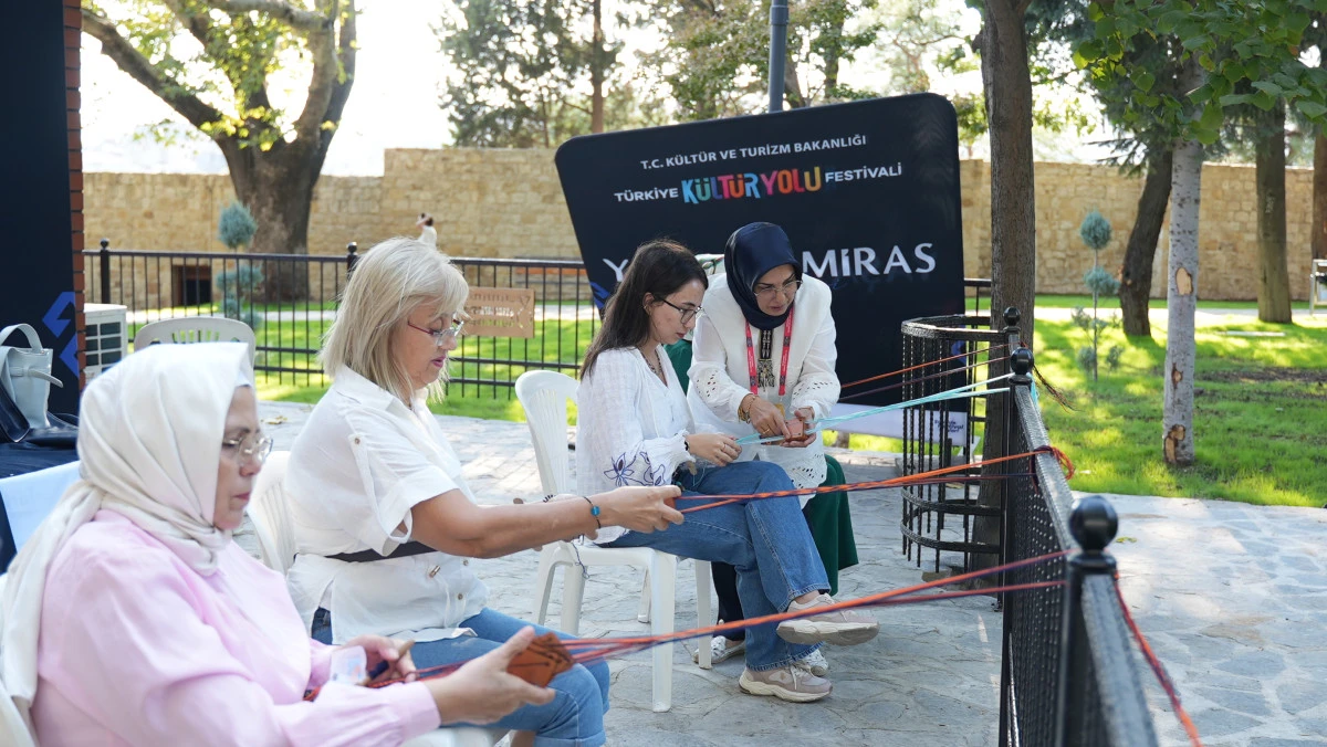 KAHRAMANMARAŞ&rsquo;TA FESTİVALİN SEKİZİNCİ G&Uuml;N&Uuml; T&Uuml;RK ROCK M&Uuml;ZİĞİ KONSERİYLE TA&Ccedil;LANDI