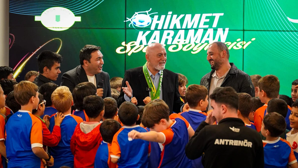 KARAMAN: MİLLİ TAKIMI BU &Uuml;LKENİN EVLADI &Ccedil;ALIŞTIRMALI