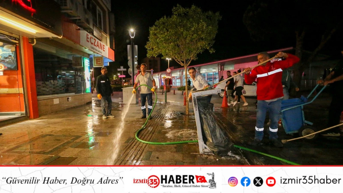 Karşıyaka &Ccedil;arşısı&rsquo;nda dip bucak bayram temizliği