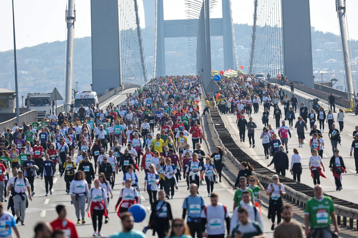 KITALARI BİRLEŞTİREN MARATONDA HALK KOŞUSU KAYITLARI BAŞLIYOR