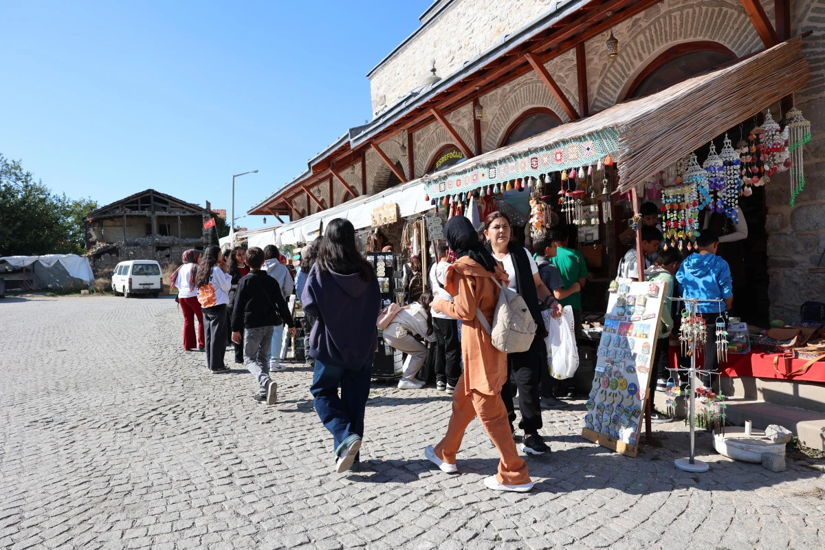 KONYA B&Uuml;Y&Uuml;KŞEHİR&rsquo;DEN BAŞARILI &Ouml;ĞRENCİLERE K&Uuml;LT&Uuml;R GEZİSİ