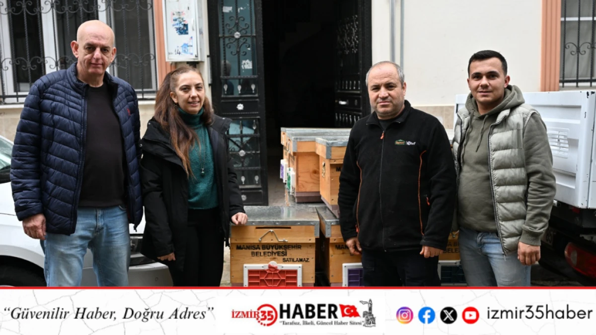 Manisa B&uuml;y&uuml;kşehir Sel Mağduru Arıcıya Kovan Desteği