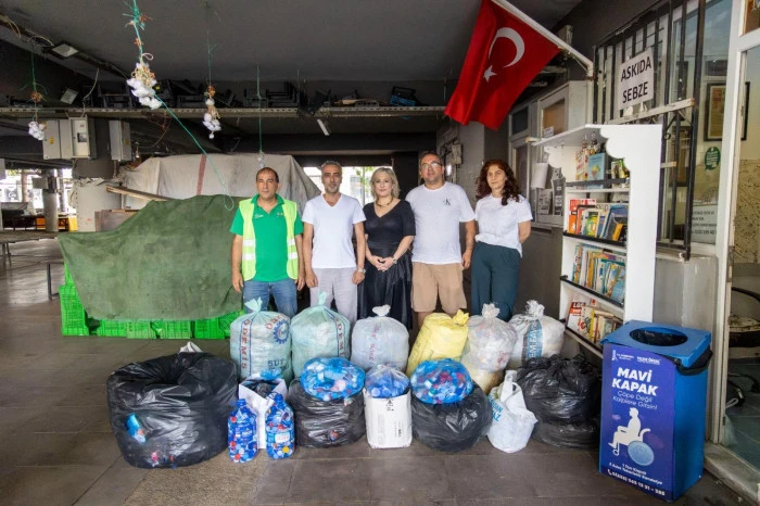 &lsquo;Mavi Kapak&rsquo; kampanyasına muhtarlardan 550 kilogramlık destek