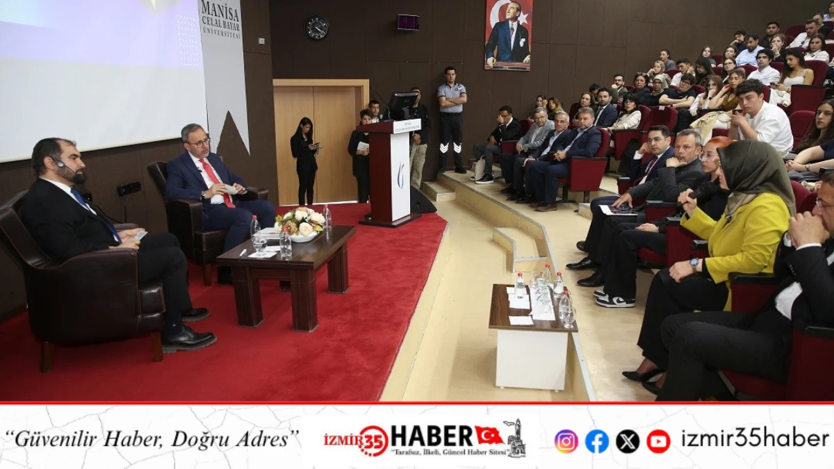 MCB&Uuml;&rsquo;de Milletvekili ve &Ouml;nceki D&ouml;nem Gen&ccedil;lik ve Spor Bakanı Kasapoğlu &Ouml;ğrencilerle Bir Araya Geldi